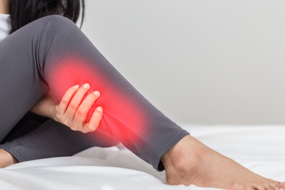 dolor de gemelos y piernas cansadas